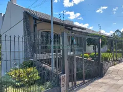 Casa com 5 Quartos para alugar, 270m² no Cinquentenário, Caxias do Sul - Foto 1