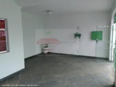 Casa com 3 Quartos à venda, 218m² no Vila São José, Taubaté - Foto 2