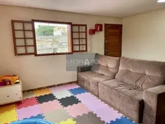 Casa com 4 Quartos à venda, 130m² no Nacional, Contagem - Foto 2