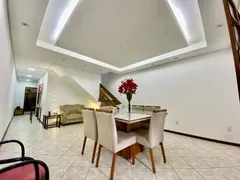 Casa com 3 Quartos à venda, 220m² no Parque Xangri La, Contagem - Foto 2