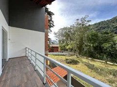 Casa com 4 Quartos à venda, 219m² no Granja Guarani, Teresópolis - Foto 22