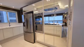 Apartamento com 5 Quartos para alugar, 238m² no Barra Sul, Balneário Camboriú - Foto 3