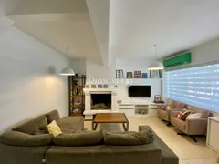 Casa de Condomínio com 3 Quartos à venda, 210m² no Tristeza, Porto Alegre - Foto 2
