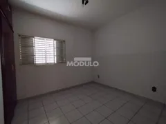 Casa com 3 Quartos à venda, 200m² no Custódio Pereira, Uberlândia - Foto 9