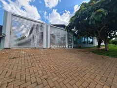 Casa com 3 Quartos à venda, 250m² no Universitário, Cascavel - Foto 1