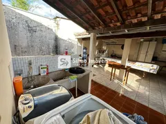 Casa com 3 Quartos à venda, 115m² no Planalto, Uberlândia - Foto 6