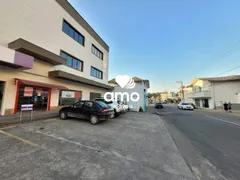 Conjunto Comercial / Sala para alugar, 180m² no Centro, Brusque - Foto 1