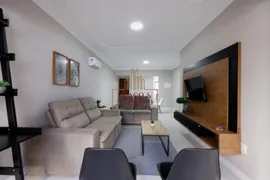 Apartamento com 3 Quartos para alugar, 150m² no Centro, Balneário Camboriú - Foto 2