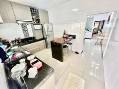 Casa com 3 Quartos à venda, 180m² no Novo Progresso, Contagem - Foto 6