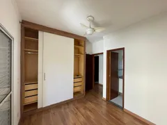 Casa com 3 Quartos à venda, 170m² no Parque das Cigarreiras, Taboão da Serra - Foto 14