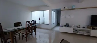 Casa com 3 Quartos para alugar, 180m² no Zona de Expansao Robalo, Aracaju - Foto 4