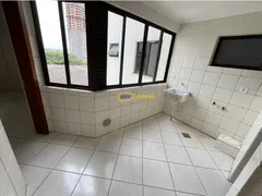Apartamento com 3 Quartos para alugar, 168m² no Centro, Chapecó - Foto 7