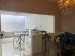 Casa com 3 Quartos à venda, 240m² no Cidade Jardim, Goiânia - Foto 3