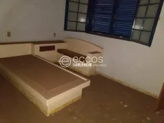 Casa com 5 Quartos à venda, 270m² no Osvaldo Rezende, Uberlândia - Foto 3