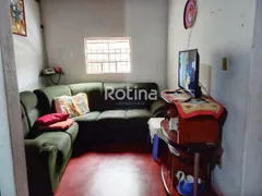 Casa com 4 Quartos à venda, 156m² no Tabajaras, Uberlândia - Foto 2