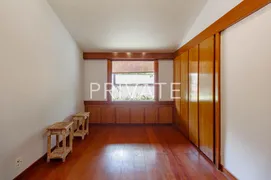 Casa com 4 Quartos para alugar, 418m² no Jardim América, São Paulo - Foto 12