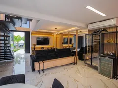 Casa de Condomínio com 3 Quartos para alugar, 335m² no Santa Regina, Camboriú - Foto 1