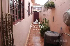 Casa com 3 Quartos à venda, 74m² no Centro, Araguari - Foto 12