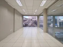 Loja / Salão / Ponto Comercial para alugar, 406m² no Navegantes, Porto Alegre - Foto 14