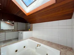 Casa com 4 Quartos para venda ou aluguel, 246m² no Quebra Frascos, Teresópolis - Foto 28