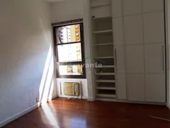 Apartamento com 4 Quartos para venda ou aluguel, 200m² no Gonzaga, Santos - Foto 11