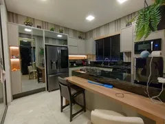 Casa com 4 Quartos à venda, 365m² no Esperanca, Londrina - Foto 3