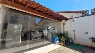 Casa com 2 Quartos à venda, 270m² no Shopping Park, Uberlândia - Foto 2