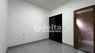 Casa com 3 Quartos à venda, 250m² no Jardim Botânico, Uberlândia - Foto 12