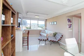 Apartamento com 2 Quartos à venda, 63m² no Jardim do Salso, Porto Alegre - Foto 7