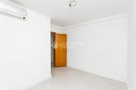 Apartamento com 2 Quartos para alugar, 59m² no Cristal, Porto Alegre - Foto 15