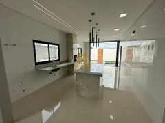 Casa de Condomínio com 3 Quartos à venda, 180m² no Terras Alpha Residencial 1, Senador Canedo - Foto 3