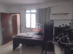 Casa com 4 Quartos à venda, 216m² no Setor Leste Universitário, Goiânia - Foto 18