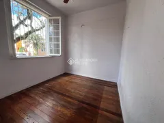 Casa com 3 Quartos à venda, 146m² no Medianeira, Porto Alegre - Foto 4