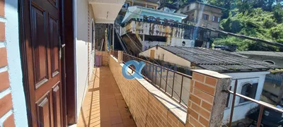 Casa com 2 Quartos para alugar, 72m² no Bingen, Petrópolis - Foto 4