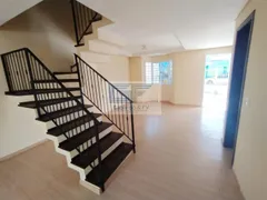 Sobrado com 3 Quartos à venda, 186m² no Tarumã, Curitiba - Foto 8