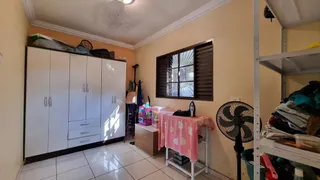 Casa com 3 Quartos à venda, 160m² no Parque das Grevileas, Maringá - Foto 11