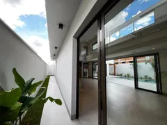 Casa de Condomínio com 3 Quartos à venda, 300m² no Nova Uberlandia, Uberlândia - Foto 2