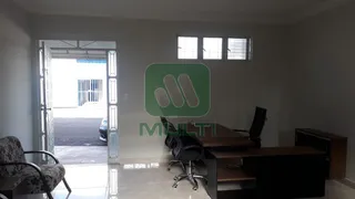 Conjunto Comercial / Sala com 1 Quarto para alugar, 52m² no Umuarama, Uberlândia - Foto 6