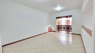 Casa com 3 Quartos à venda, 180m² no Água Verde, Blumenau - Foto 5