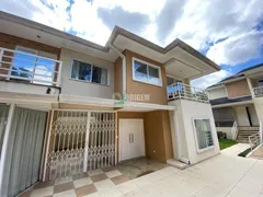 Casa de Condomínio com 3 Quartos para alugar, 160m² no Água Verde, Curitiba - Foto 1