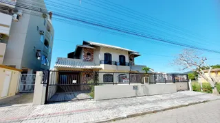 Casa com 4 Quartos para alugar, 100m² no Bombas, Bombinhas - Foto 2