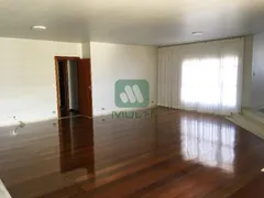 Apartamento com 3 Quartos para alugar, 296m² no Centro, Uberlândia - Foto 7