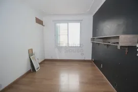 Apartamento com 3 Quartos para alugar, 77m² no Centro, Pelotas - Foto 2