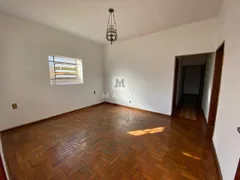 Casa com 3 Quartos à venda, 240m² no Jardim Industrial, Contagem - Foto 1