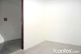 Casa com 3 Quartos para alugar, 191m² no Guararapes, Fortaleza - Foto 20