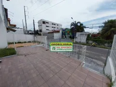 Casa Comercial com 4 Quartos para alugar, 320m² no Edson Queiroz, Fortaleza - Foto 2