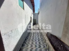 Casa com 3 Quartos à venda, 180m² no Granada, Uberlândia - Foto 15