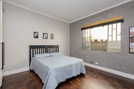 Casa com 3 Quartos para alugar, 220m² no Bigorrilho, Curitiba - Foto 10