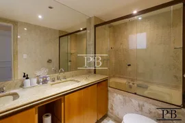 Apartamento com 4 Quartos para alugar, 240m² no Leblon, Rio de Janeiro - Foto 15