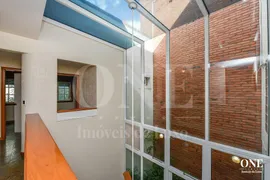 Casa de Condomínio com 3 Quartos para alugar, 350m² no Três Figueiras, Porto Alegre - Foto 24